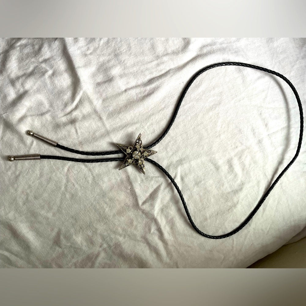 Bolo tie